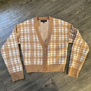 Brown soft crop checkered button-up sweater sz S